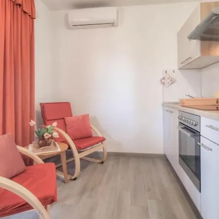 Enio Novigrad (Istria)